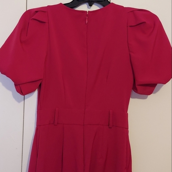 New York & Company Fuchsia Puff Sleeved Jumpsuit Size Small - Picture 6 of 12